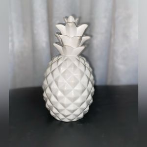 White pineapple home decor